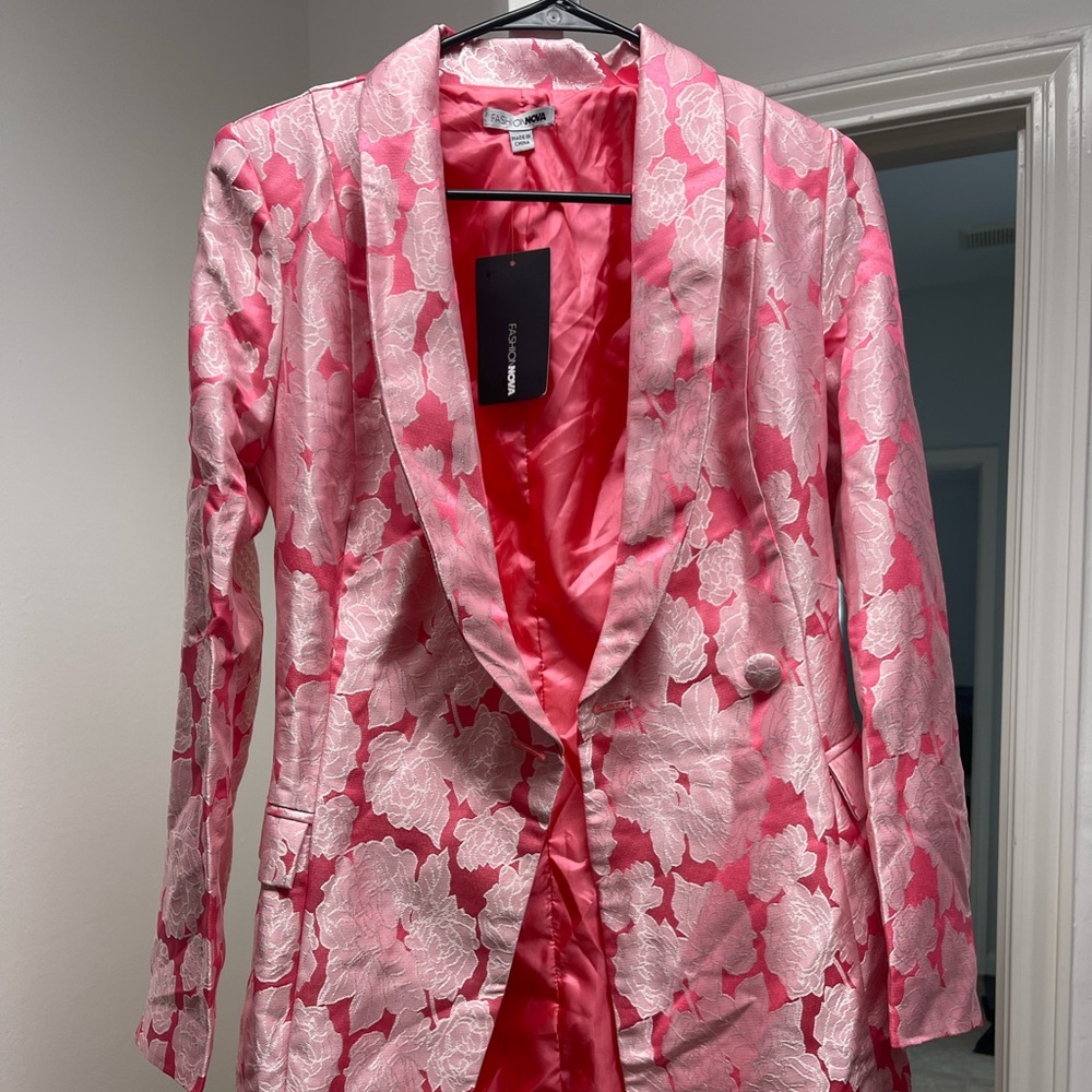 BNWT Fashion Nova Pink Floral Blazer Dress